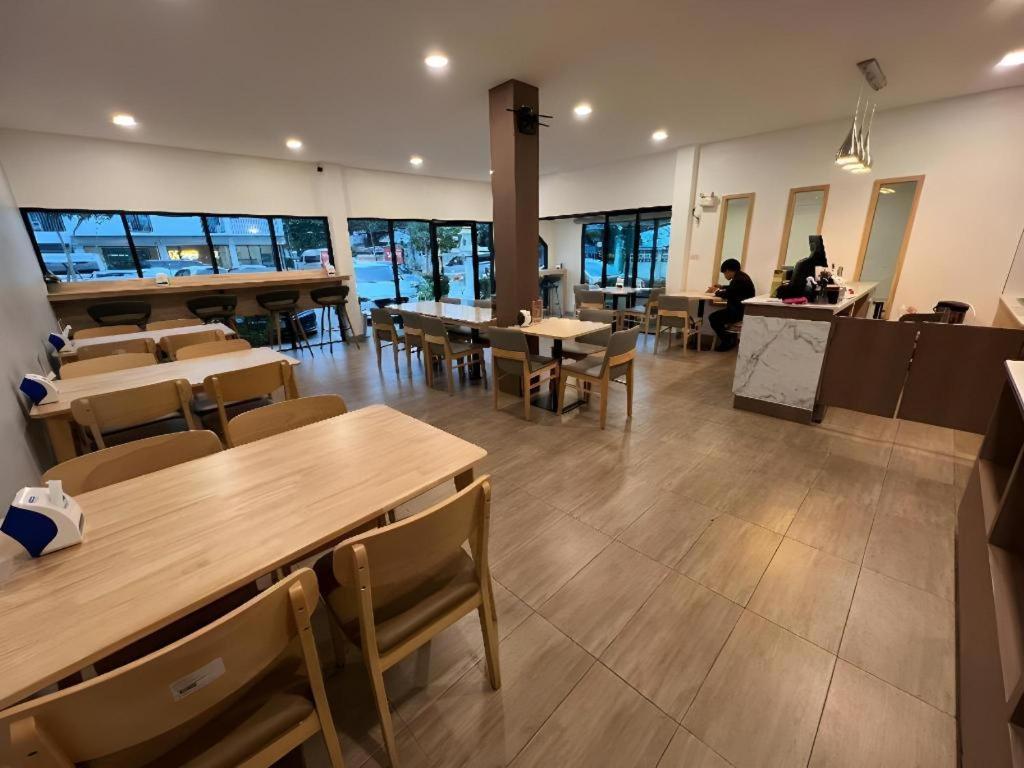 Meesuk Chiangrai Hotel Chiang Rai Exterior photo